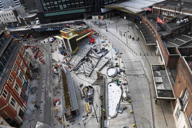 The opening of the redesigned Leeds station entrance has been delayed by a further month.