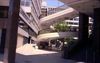 Lost city centre landmarks: The Leeds Skywalk