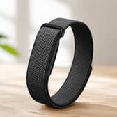 The charcoal grey Google Fitbit woven strap combines a breathable woven finish with a comfortable adjustable fit for daily wear and workouts