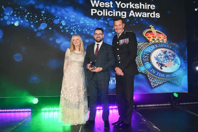 PS Joe Kendrew receives his award from Mayor of West Yorkshire Tracy Brabin and Sir John Robins QPM DL