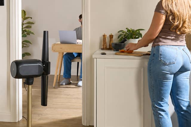 The Dimplex FlexBlade can be positioned vertically or horizontally, with two adjustable vents directing airflow around the room