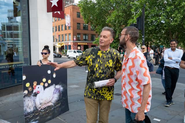 Chris Packham leads a boycott of the coffee chain