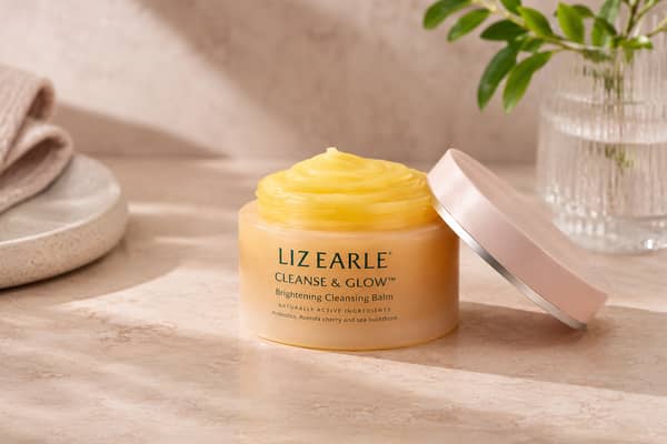 Liz Earle's Cleanse & Glow Brightening Cleansing Balm left my skin looking fresher, smoother and noticeably more radiant after every cleanse.