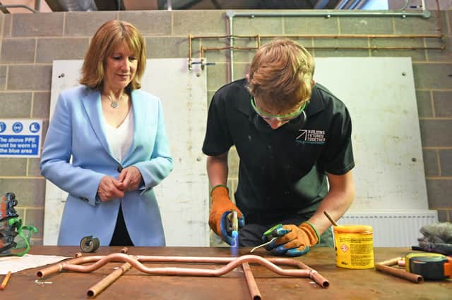 Chancellor of the Exchequer Rachel Reeves paid a visit to Pudsey-based G&H and Building Futures Together to meet apprentices.