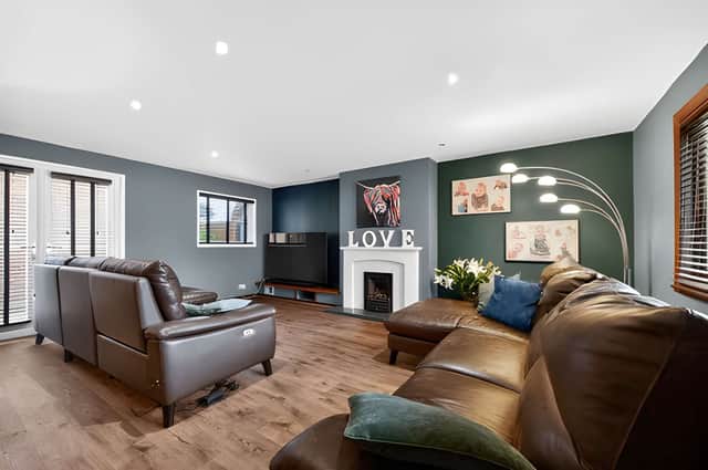 The generous through lounge offers a welcoming setting for everything from everyday relaxation to special occasions.