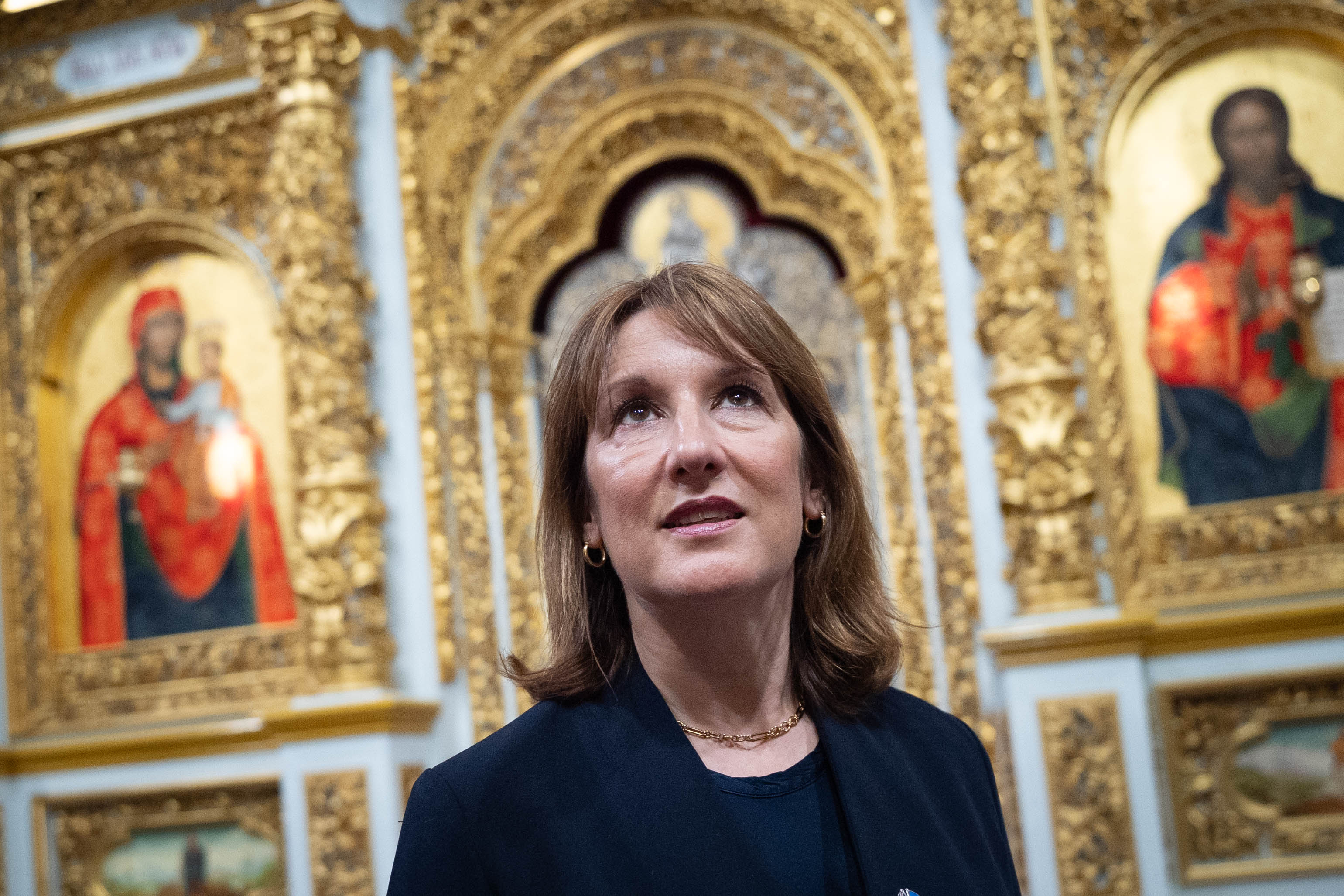 Erste Worte der Leeds-Abgeordneten Rachel Reeves nach ihrer Entlassung als ...