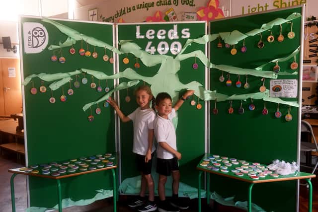 Whinmoor St Paul's C of E Primary School is celebrating Leeds 400 by creating time capsules will be buried for future generations to discover.