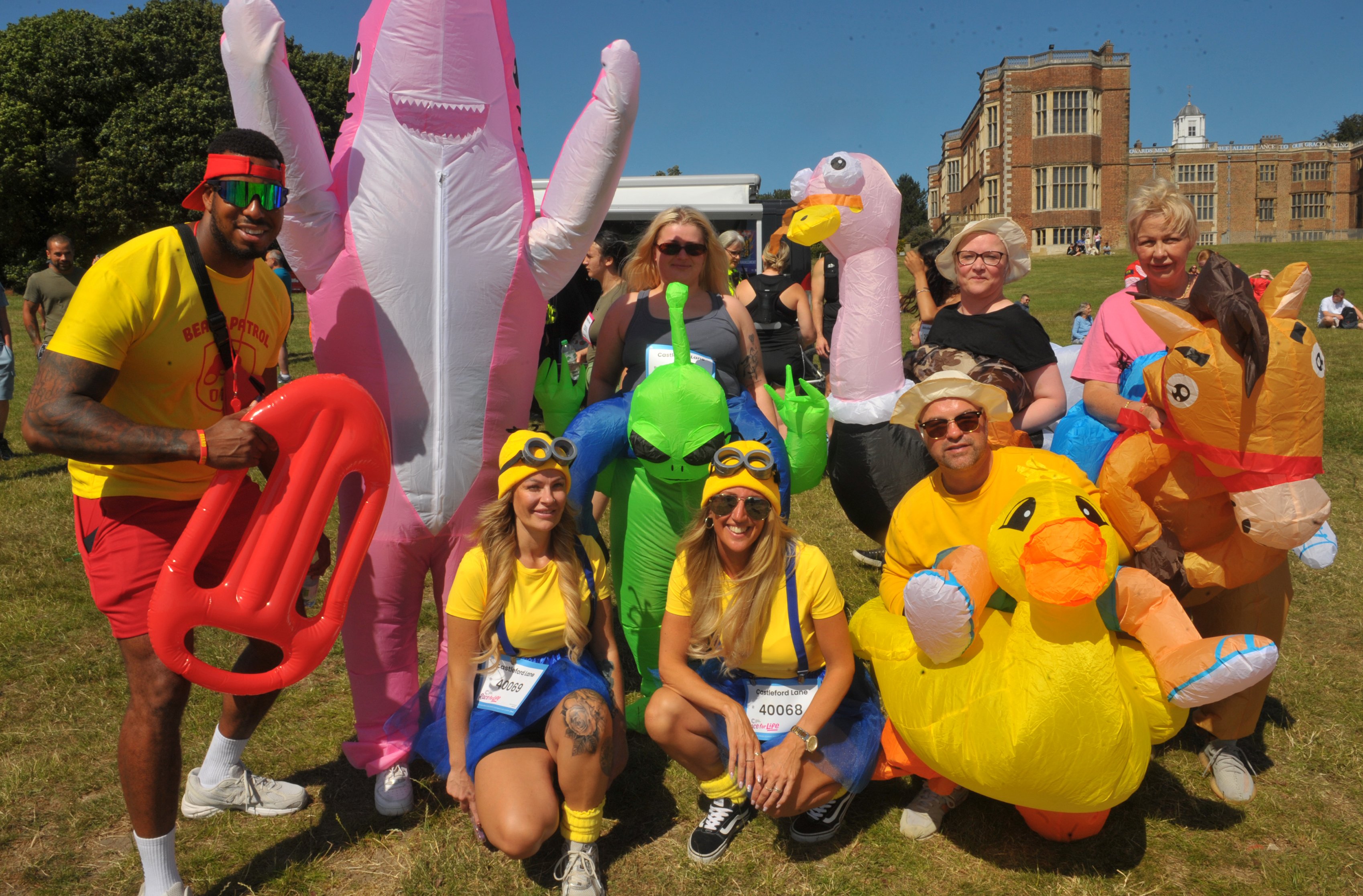 21 fabulously inspiring pictures as runners take on the Race for Life in Leeds