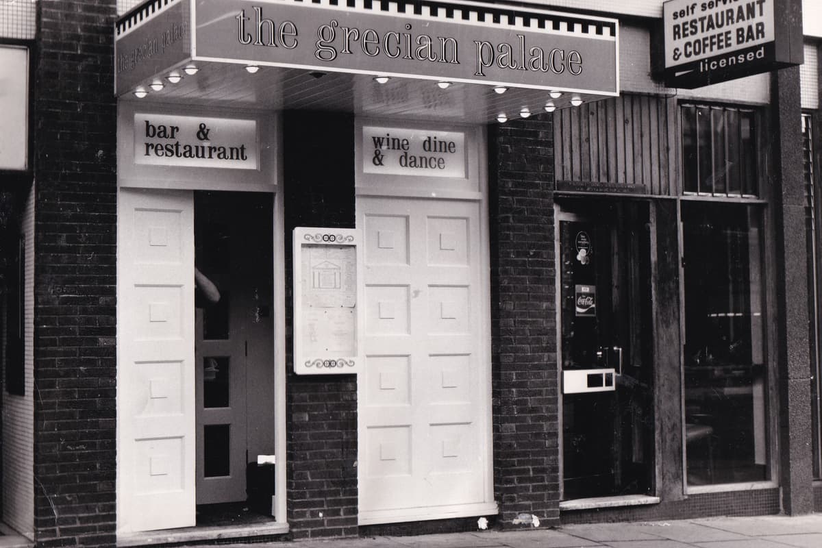 Leeds in the 1970s: Memories of The Grecian Palace restaurant with steak ...