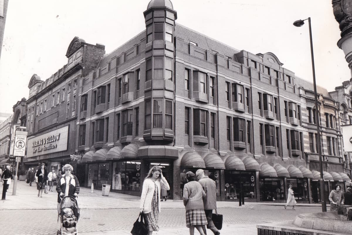 Leeds Retro: Nostalgische Fotos zeigen Geschäfte in der Innenstadt der ...