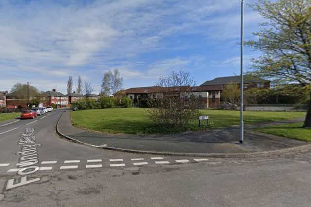 A three-storey block of one-bedroom flats will be built on Foundry Mill Mount