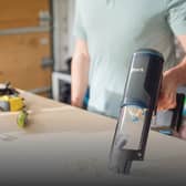 With up to 40 minutes of cordless runtime, the Shark BH102UK offers longer cleaning sessions than many handheld vacuums.