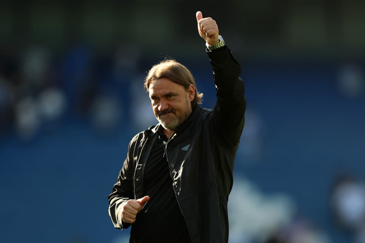 Daniel Farkes spontane Reaktion auf den Punktgewinn von Leeds United gegen ...