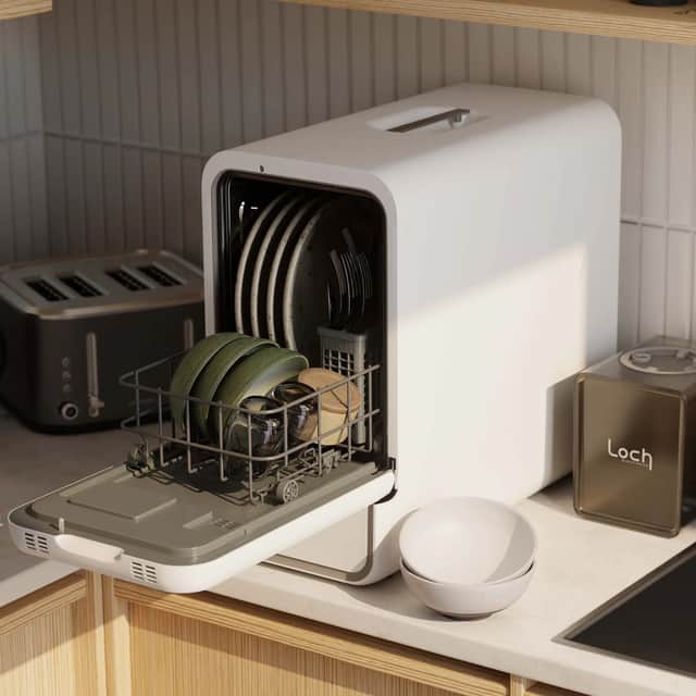 The Loch Capsule Solo is compact enough for smaller homes, but I was surprised by how much washing up I could fit inside before needing to run a cycle.