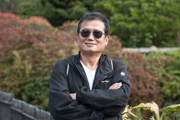 Zhang Pu arrived in the UK in the early 1990s and obtained a master’s degree