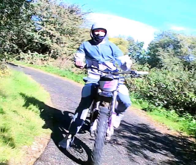 The e-bike rider is urged to contact police.