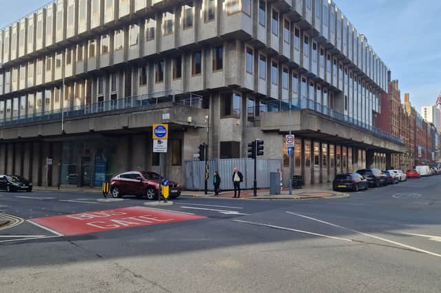 Bank House on King Street with walkways which were never connected to Leeds Skywalk.