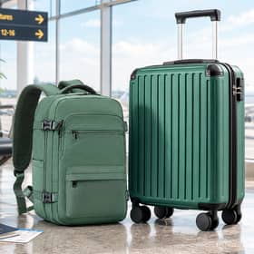 The COOLIFE cabin luggage set includes a 55x40x20cm hard-shell suitcase and matching 40x30x20cm travel backpack.