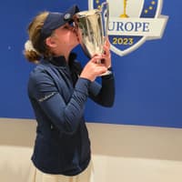 Young Leeds golfer raises over £1.5k for breast cancer research in social media sports challenge