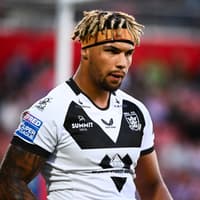 Leeds Rhinos sign ex-Wakefield Trinity and Castleford Tigers forward Hugo Salabio from Hull FC