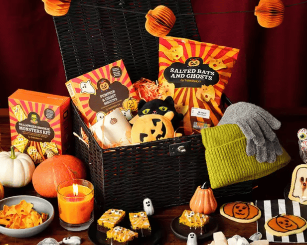 I’m making a Halloween boo basket this year and Sainsbury’s has everything I need 