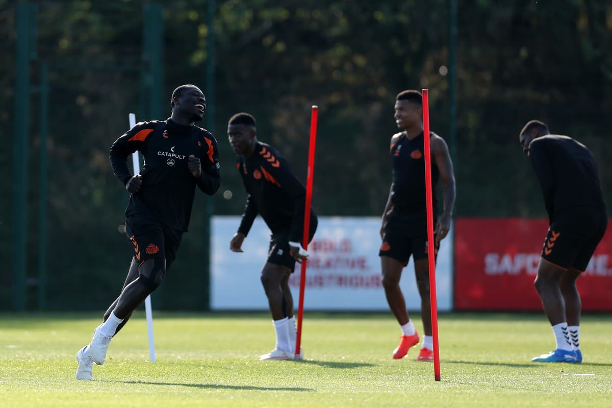 Boost Weekend Big Sunderland injury boost ahead of Leeds United clash but surprise ...