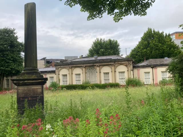 The Orangery was built in the early 1800s within the garden of the home of Pemberton Milnes, a wealthy cloth manufacturer.  It later became a small zoo 
