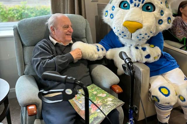 Resident Bill with Lucas the Kop Kat