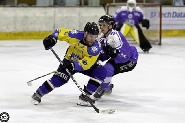 PUSHING ON: Leeds Chiefs' Chris Sykes tries to get some offence going against Bracknell.  Picture courtesy of Kevin Slyfield.