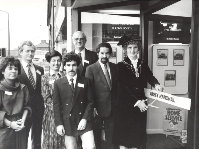 The Lady Moyoress of Leeds Vivienne Dodgson cut the ribbon at a new Abbey National branch office in Halton. The new manageress was Danielle Nabarro, just 19.