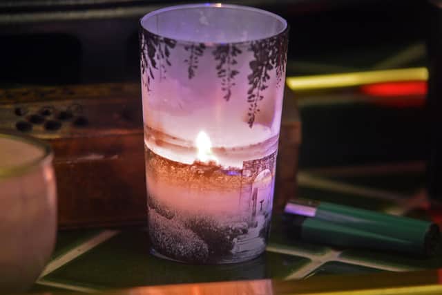 This October, Leeds Teaching Hospitals NHS Trust (LTHT) are inviting bereaved parents to come together in a Wave of Light that will see thousands of people lighting candles around the world in memory of babies who have gone too soon.