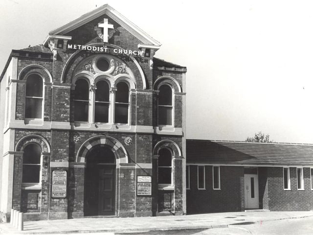 The first Methodist building was put up on the hill close to Seacroft Village green in 1751.