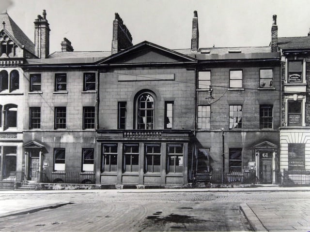 In 1964, some 300,000 people were said to hold investments with Leeds Stock Exchange. In 1973, it became part of the London Stock Exchange. It finally closed in 1990 after the London Stock Exchange carried out a cost review.