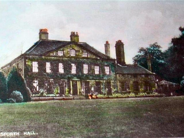 Originally the home of the Stanhope family, Horsforth Hall was built in 1699. It was a grandiose house and as such was meant to be a statement of wealth.