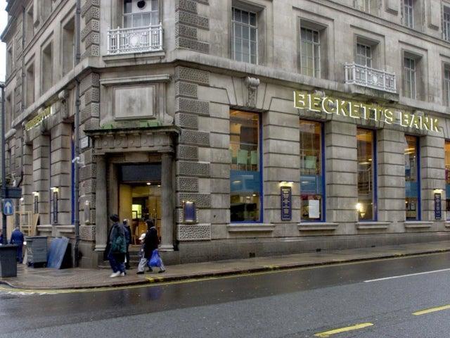 Jason A. Stead recommended this city centre Wetherspoon for a pre-match pint.