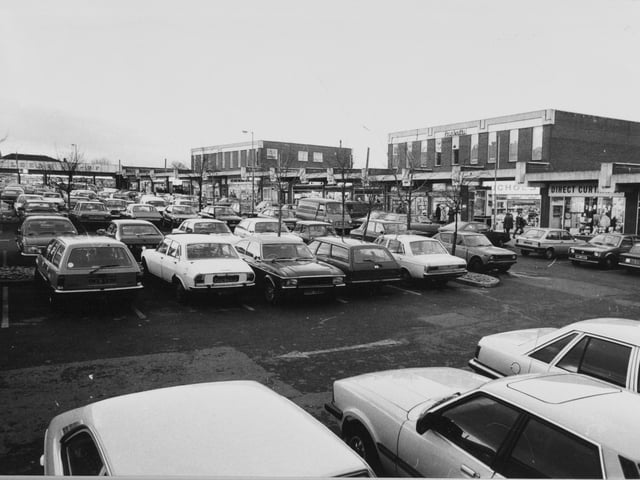 Share your memories of the Bramley you remember with Andrew Hutchinson via email at: andrew.hutchinson@jpress.co.uk