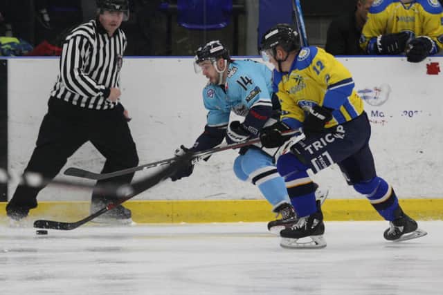 James Spurr, let, battles for possession with Leeds Chiefs' Brodie Jesson. Picture courtesy of Cerys Molloy.