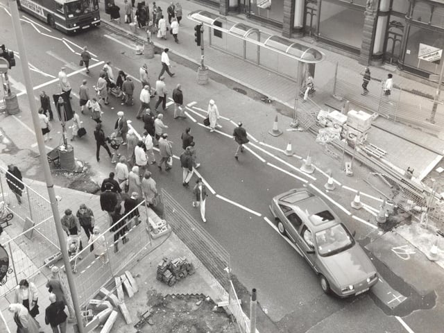 Shoppers and drivers faced disruption on Vicar Lane in August 1993.