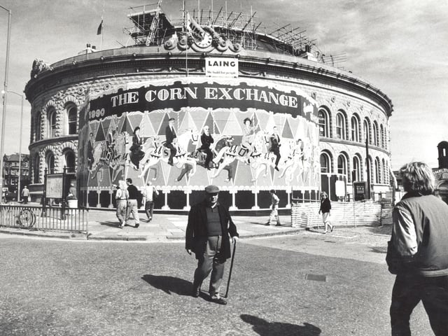 We kick off in the summer of 1989 when work began on the Corn Exchange conversion scheme to accomodate 30 to 40 units including shops, restaurants, bars and a heritage museum.