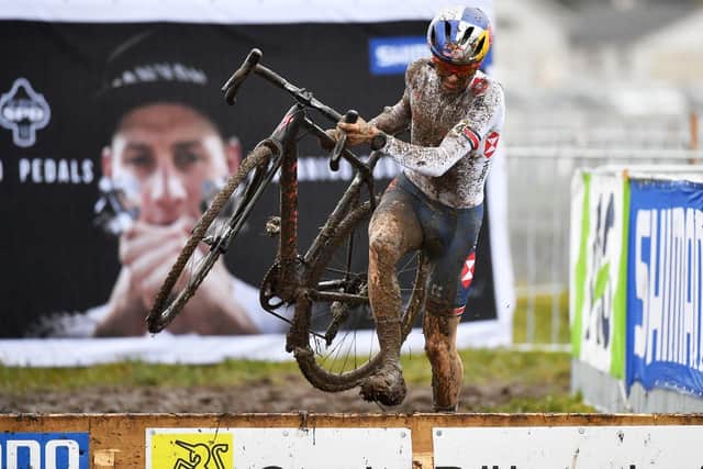 Tom Pidcock in action at the Cyclo-Cross World Championships in Dubendorf.