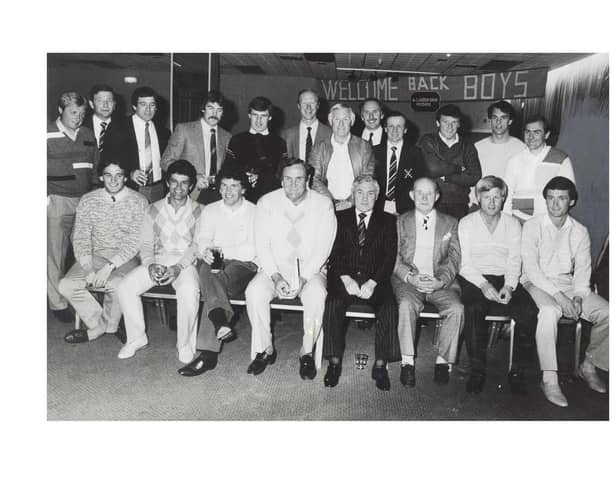 Do you recognise everyone on this photo? PIC: YPN
