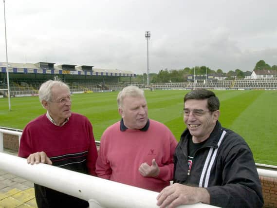 Derek Hallas, centre, at Headingley with late teammates Ken Thornett, left and Wilf Rosenberg. Picture by Mark Bickerdike.