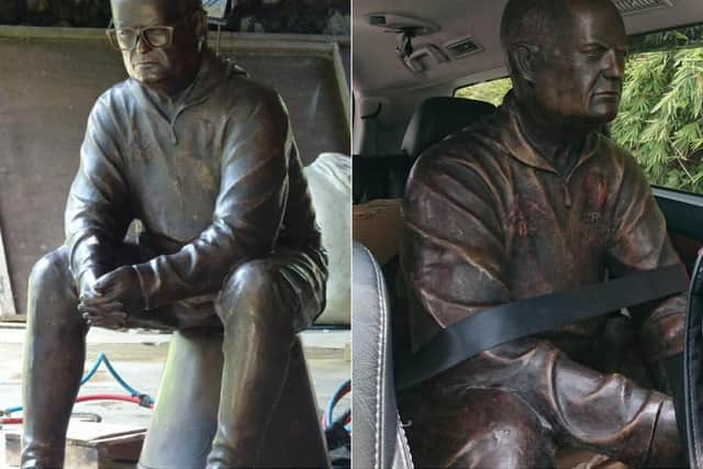 The life-sized statue of Marcelo Bielsa weighs about 75kg and is made of brass