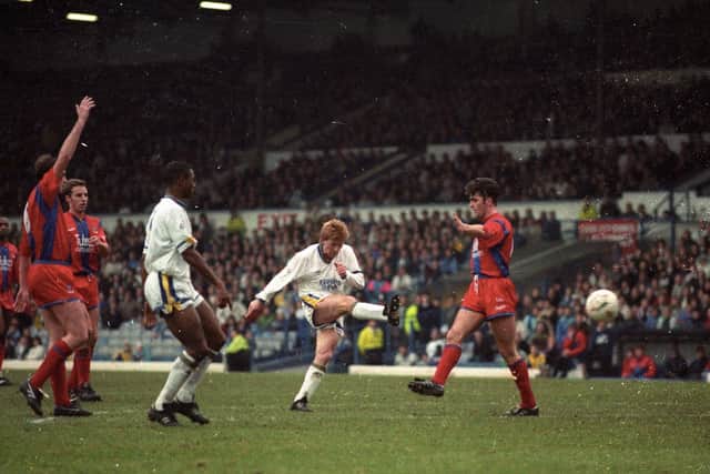 MOTIVATION AND DRIVE: Former Leeds United midfielder Gordon Strachan in action against Crystal Palace in January 1992. Picture by YPN.