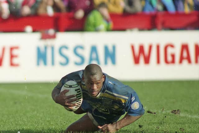 Ellery Hanley scored two tries in Leeds' 1994 Challenge Cup semi-final win over St Helens. Picture by Steve Riding.