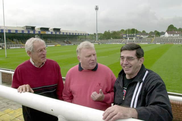 Derek Hallas, centre, chats with Ken Thornett, left and Wilf Rosenberg at Headingley before a team reunion in 2001. Rosenberg died last year, three years after Thornett. Picture by Mark Bickerdike.