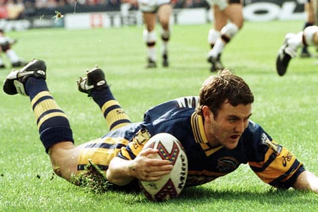 Ryan Sheridan scores the try which turned the tide in the 1999 Challenge Cup semi-final. Picture by Varley Picture Agency.