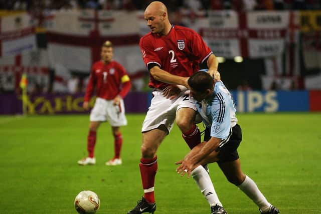 STRONG: Leeds United and England full-back Danny Mills holds off Argentina's Diego Simeone during the 2002 World Cup clash. Photo by Stu Forster/Getty Images.