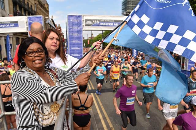 Councillor Eileen Taylor, the Lord Mayor of Leeds, at the Leeds 10k 2019. Photo: Simon Dewhurst.