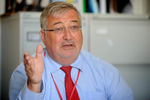Coun Peter Gruen.